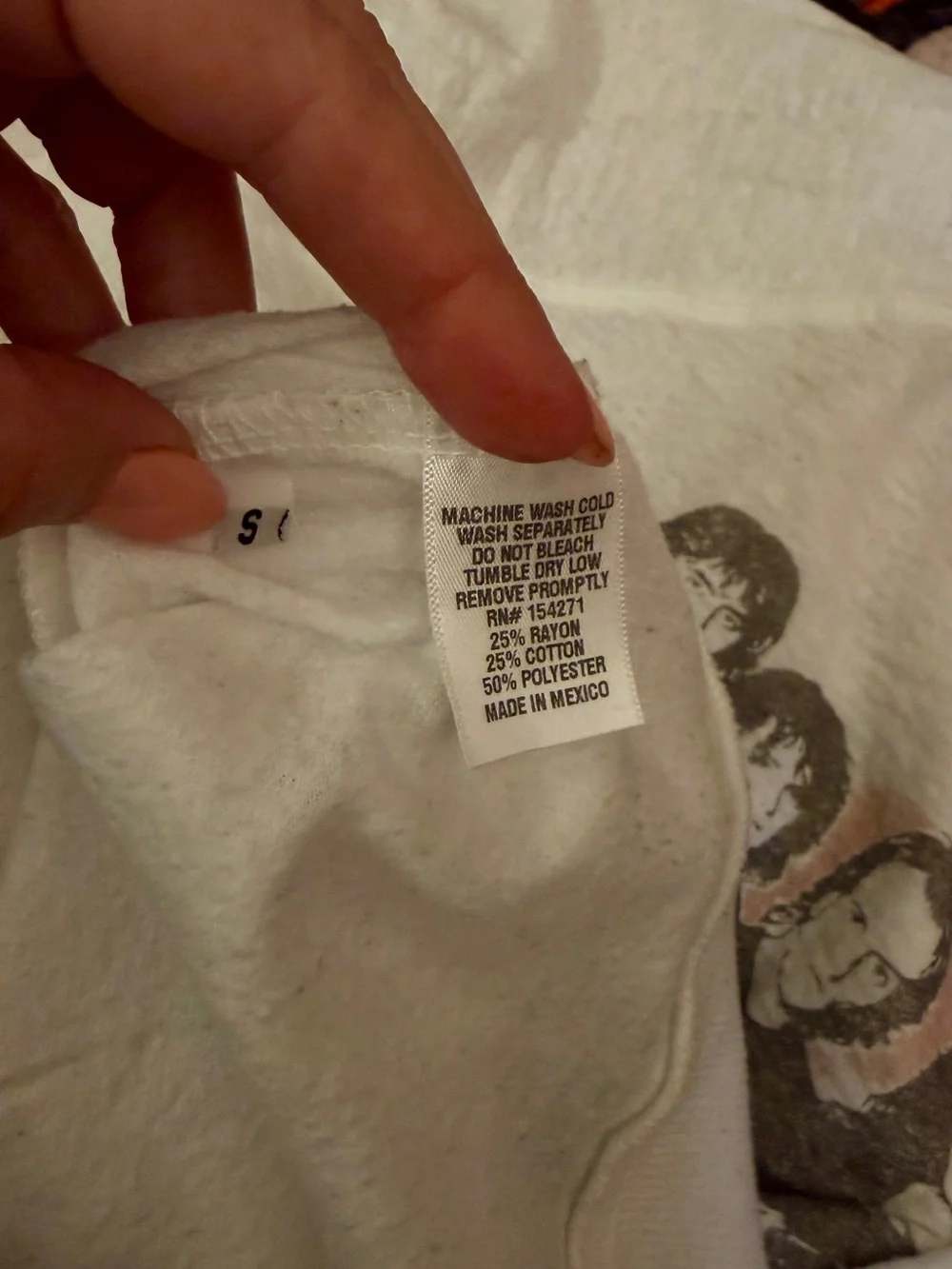 White Def Leppard “1992” Tour Graphic Sweater
